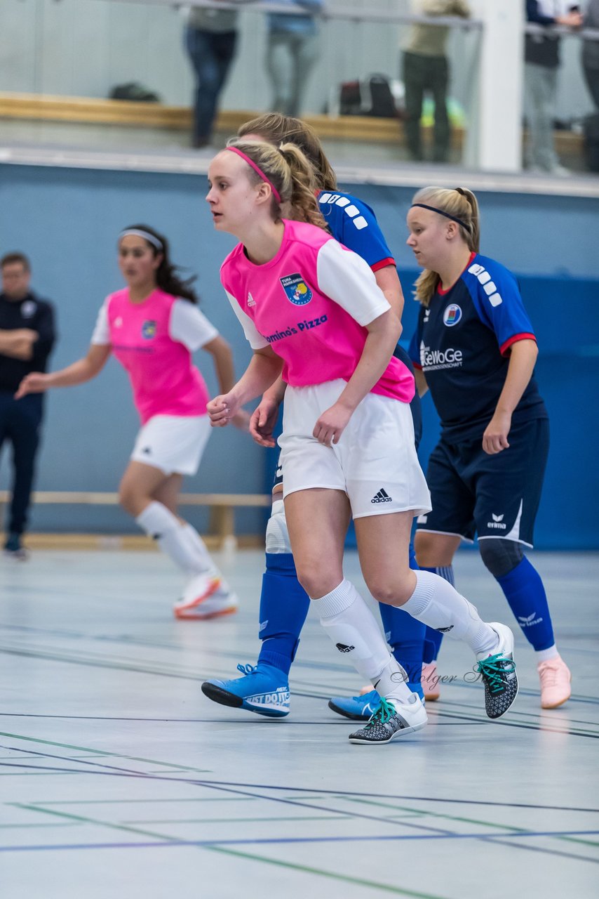 Bild 418 - F Loewinnen Hallen Cup